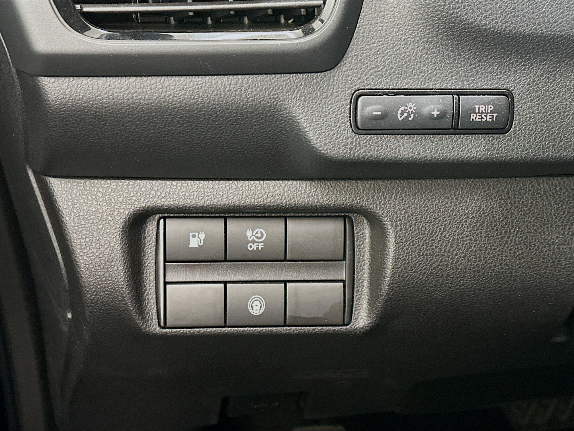 Used 2024 Nissan Leaf S image 17