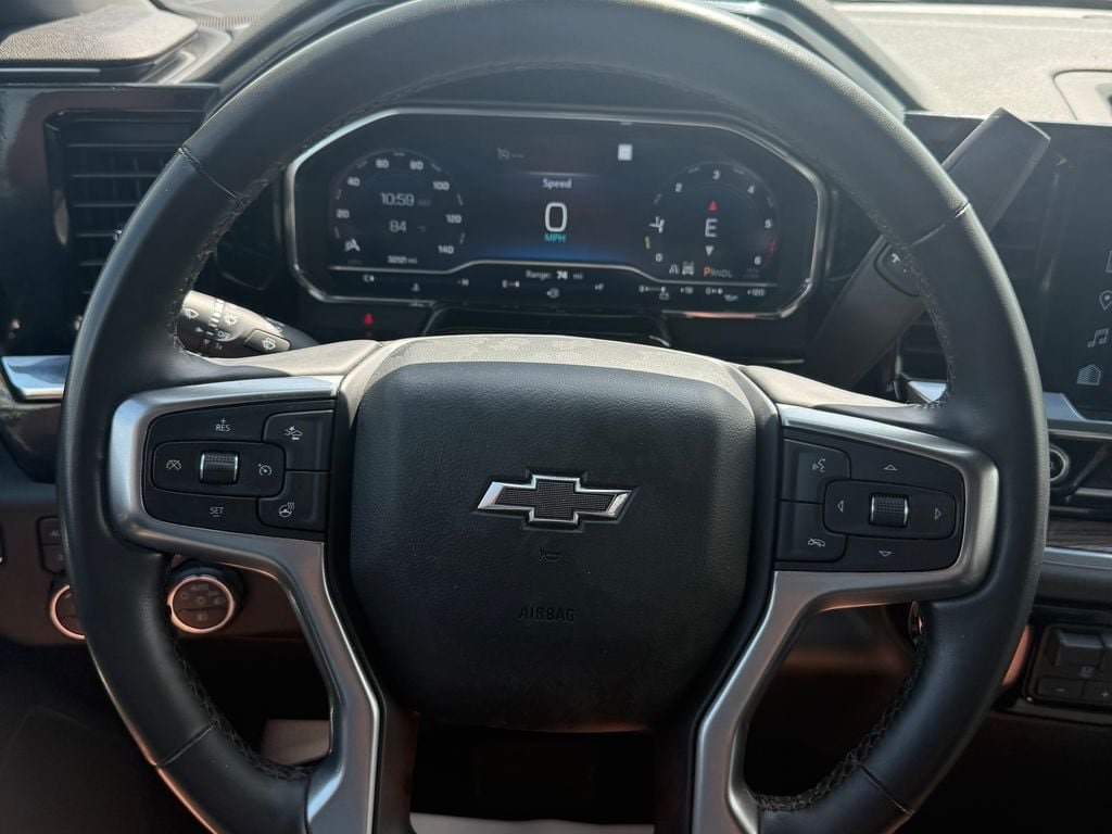 Used 2023 Chevrolet Silverado 1500 RST AWD/4WD image 45