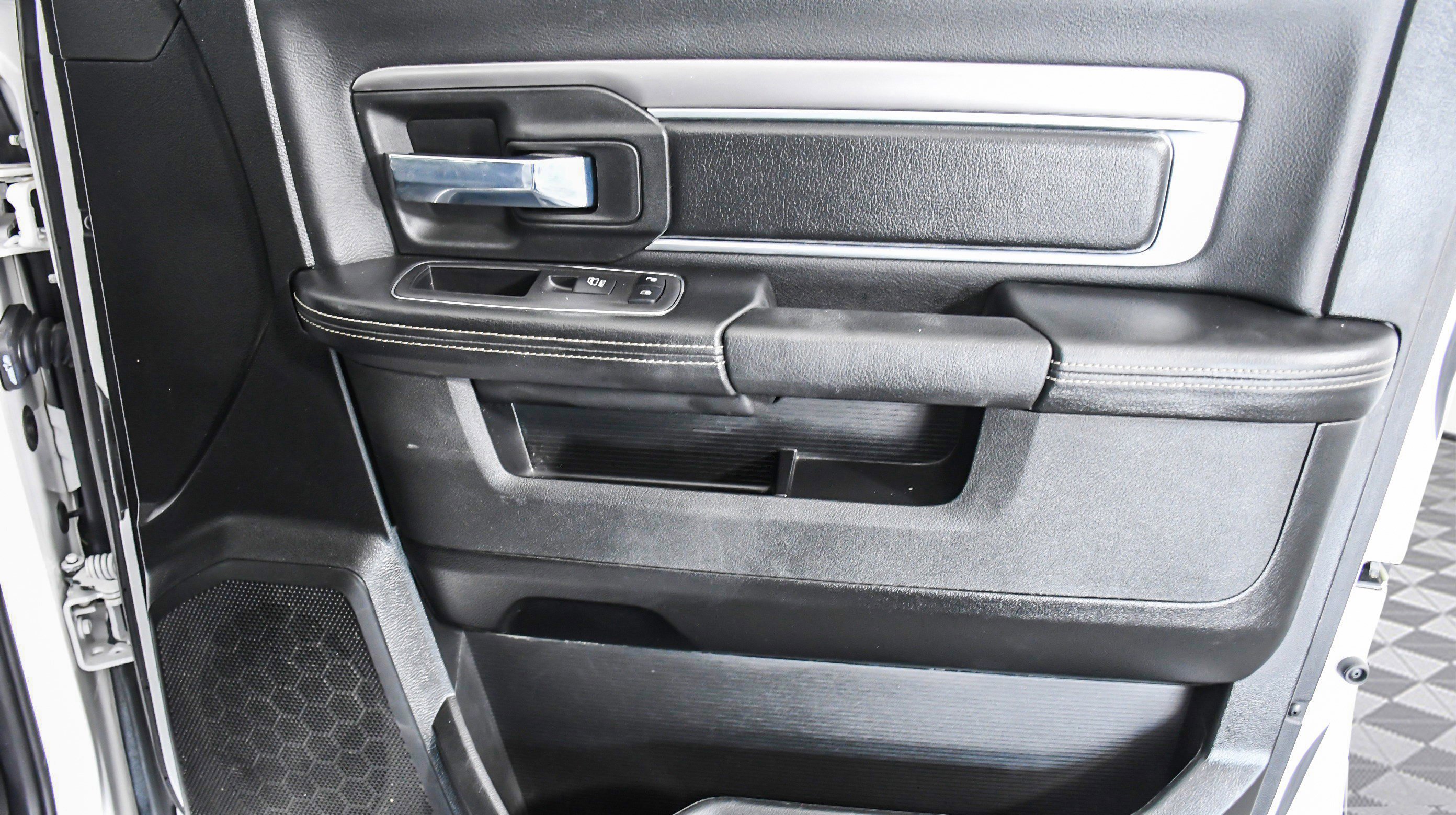 Used 2023 RAM 1500 Classic Warlock w/ Warlock All Terrain Package image 27