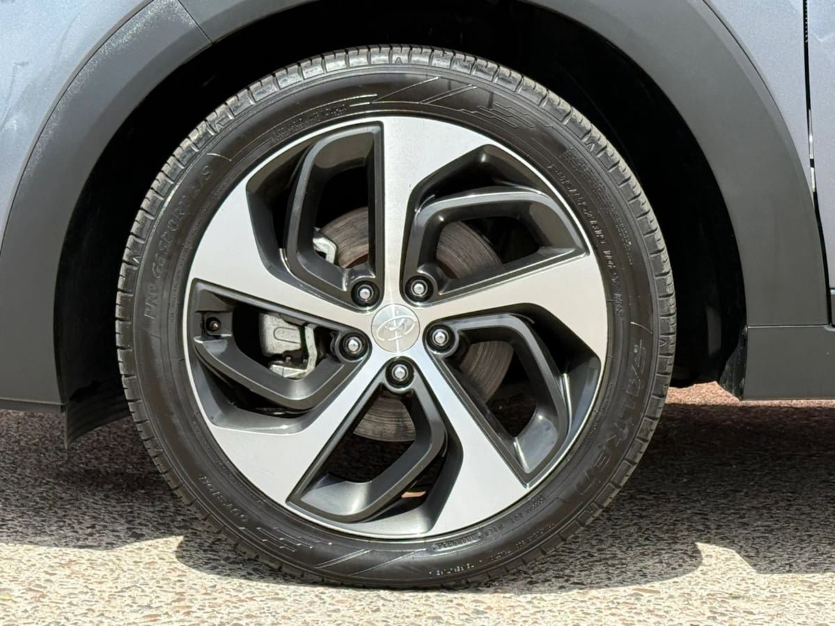 Used 2016 Hyundai Tucson Sport FWD image 28