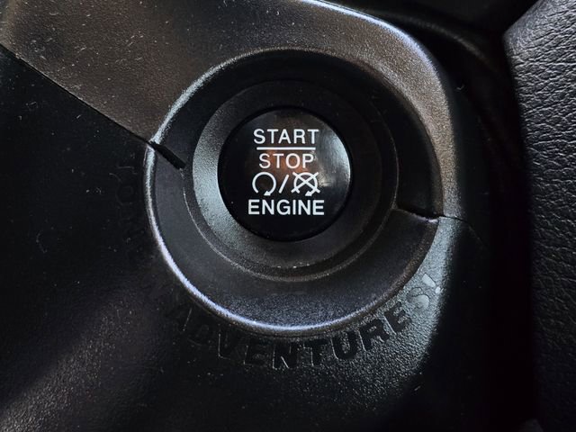 Used 2017 Jeep Renegade Sport w/ Power & Air Group image 33