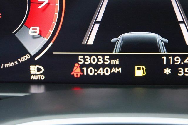 Used 2021 Audi Q8 Premium w/ Convenience Package image 29