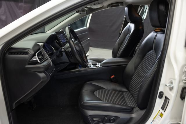 Used 2024 Toyota Camry SE w/ Cold Weather Package image 14