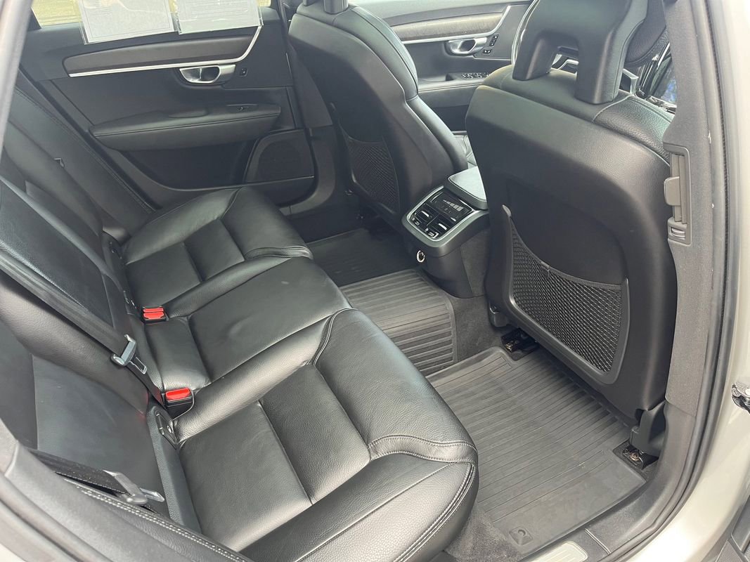 Used 2018 Volvo V90 T5 Cross Country w/ Convenience Package image 22