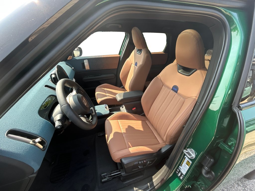 New 2027 MINI Cooper Countryman S w/ Comfort Package Max AWD/4WD image 13