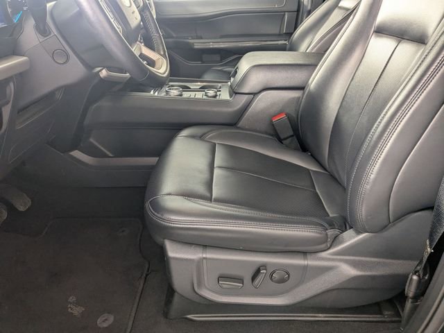 Used 2024 Ford Expedition Max XLT image 13