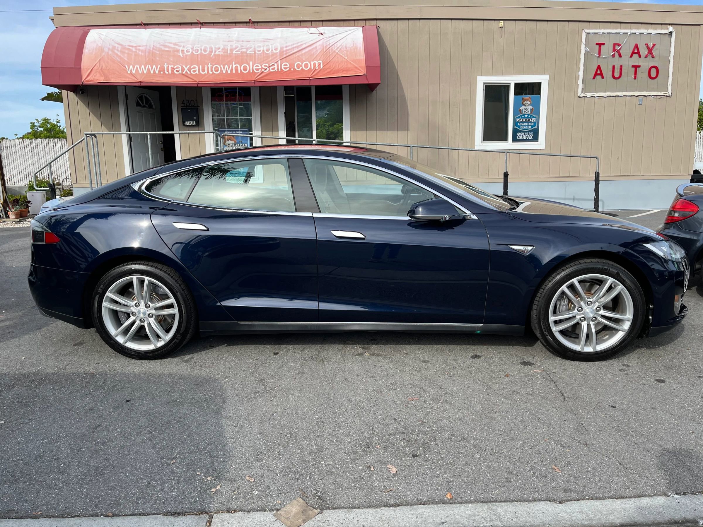 Used 2014 Tesla Model S P85 RWD image 8