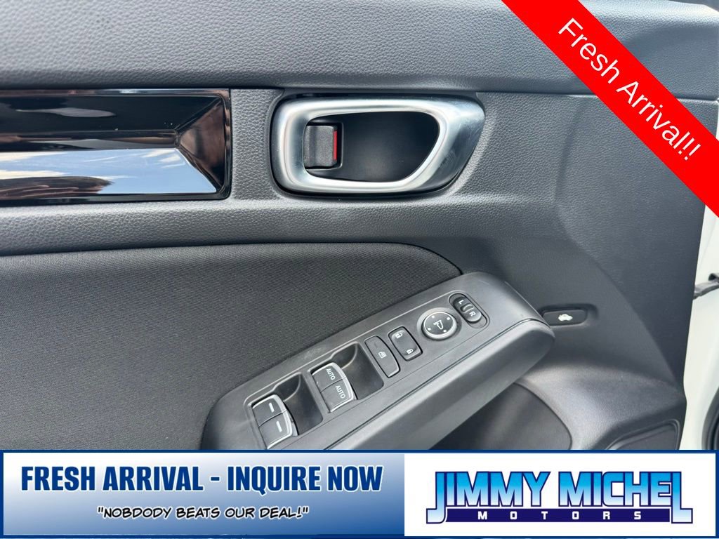 Used 2022 Honda Civic EX image 3