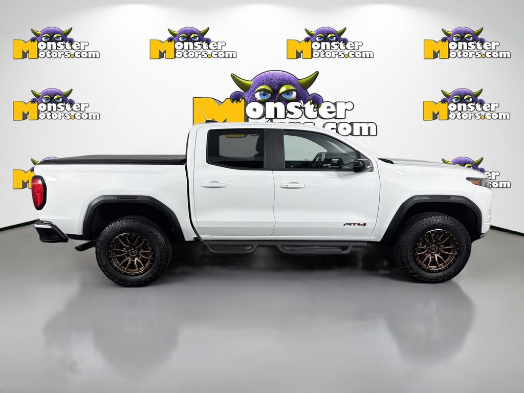 Used 2024 GMC Canyon AT4 w/ AT4 Premium Package image 4