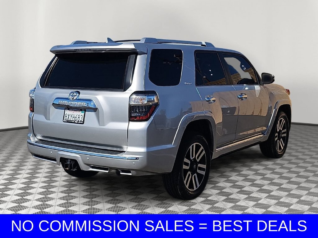 Used 2022 Toyota 4Runner Limited AWD/4WD image 3