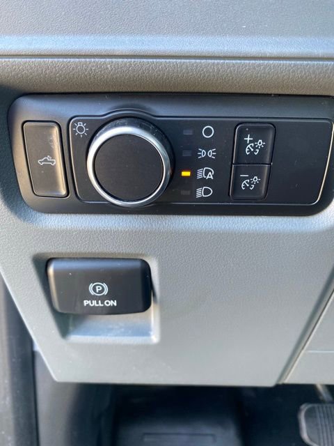 Used 2021 Ford F150 XL image 16