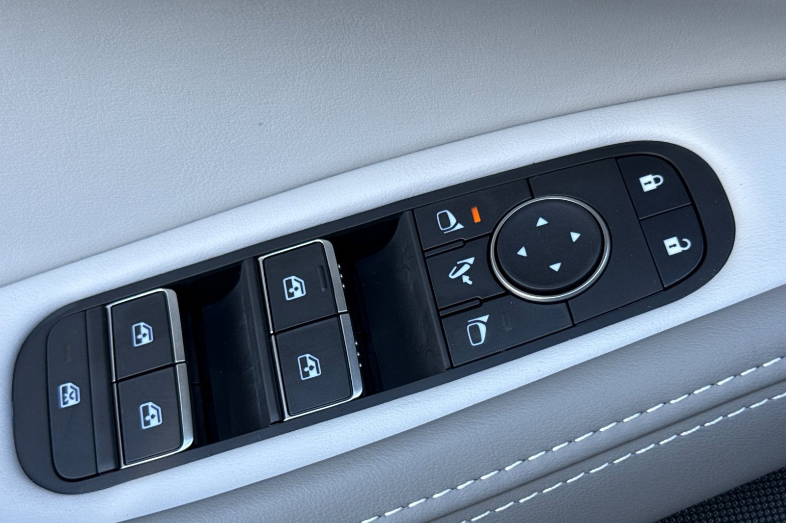 New 2026 INFINITI QX60 Pure w/ Cargo Package image 11