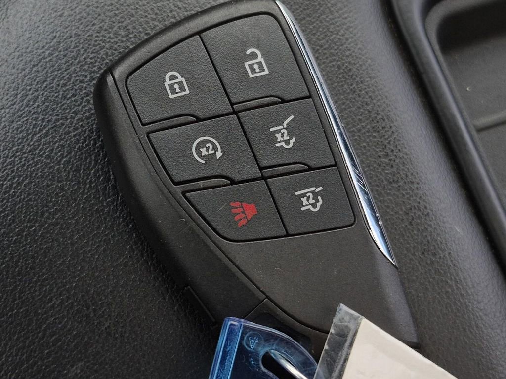 Used 2021 Chevrolet Suburban Z71 w/ Z71 Signature Package image 44