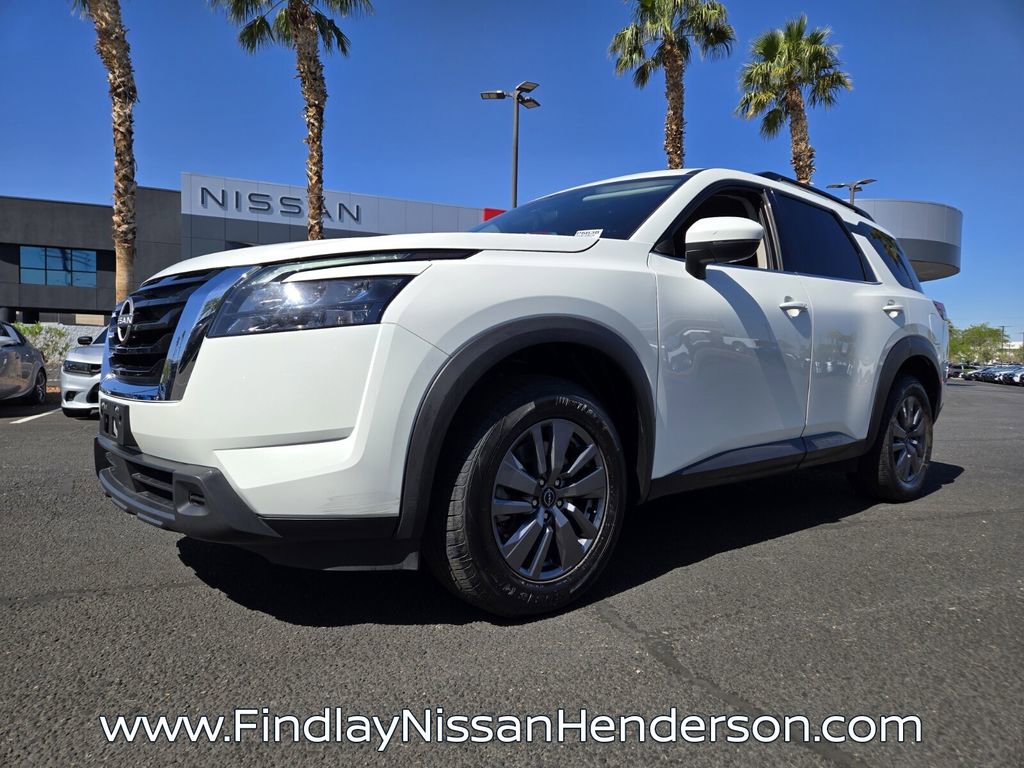 Used 2025 Nissan Pathfinder SV video 2