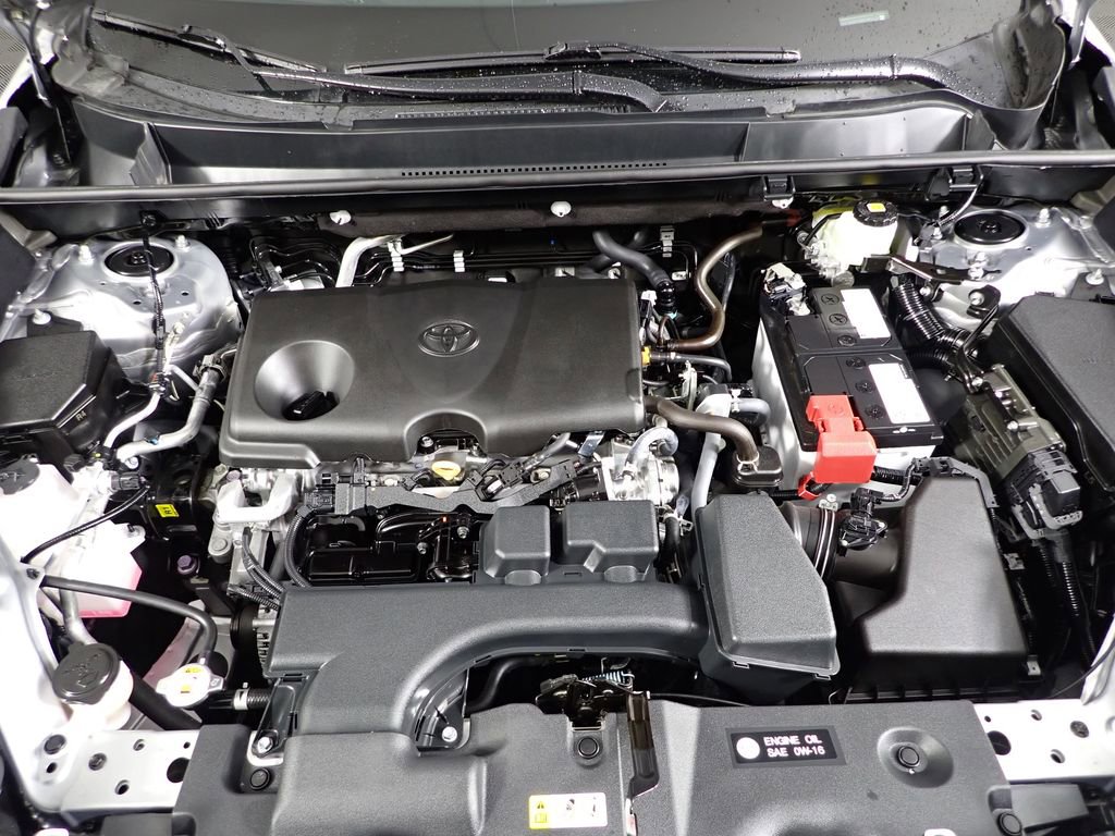 Used 2023 Toyota RAV4 XLE Premium image 9