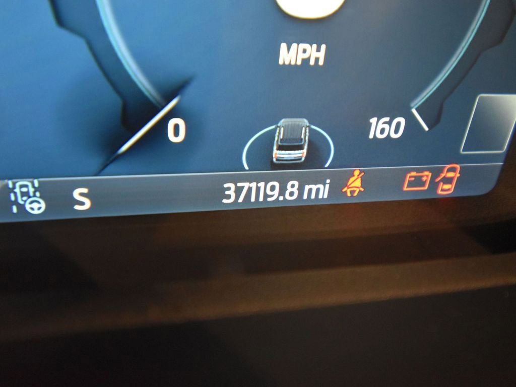 Used 2022 Ford Expedition Limited image 15