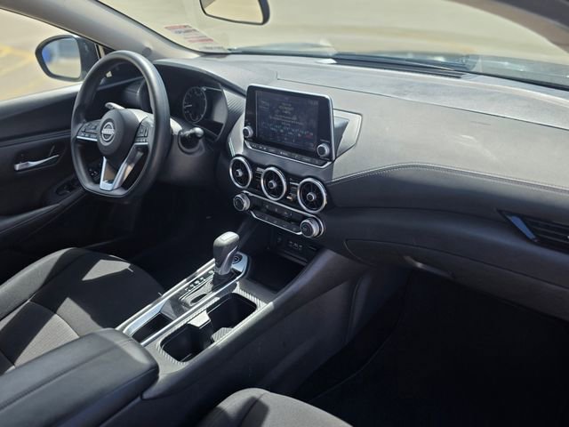 Used 2025 Nissan Sentra SV FWD image 9