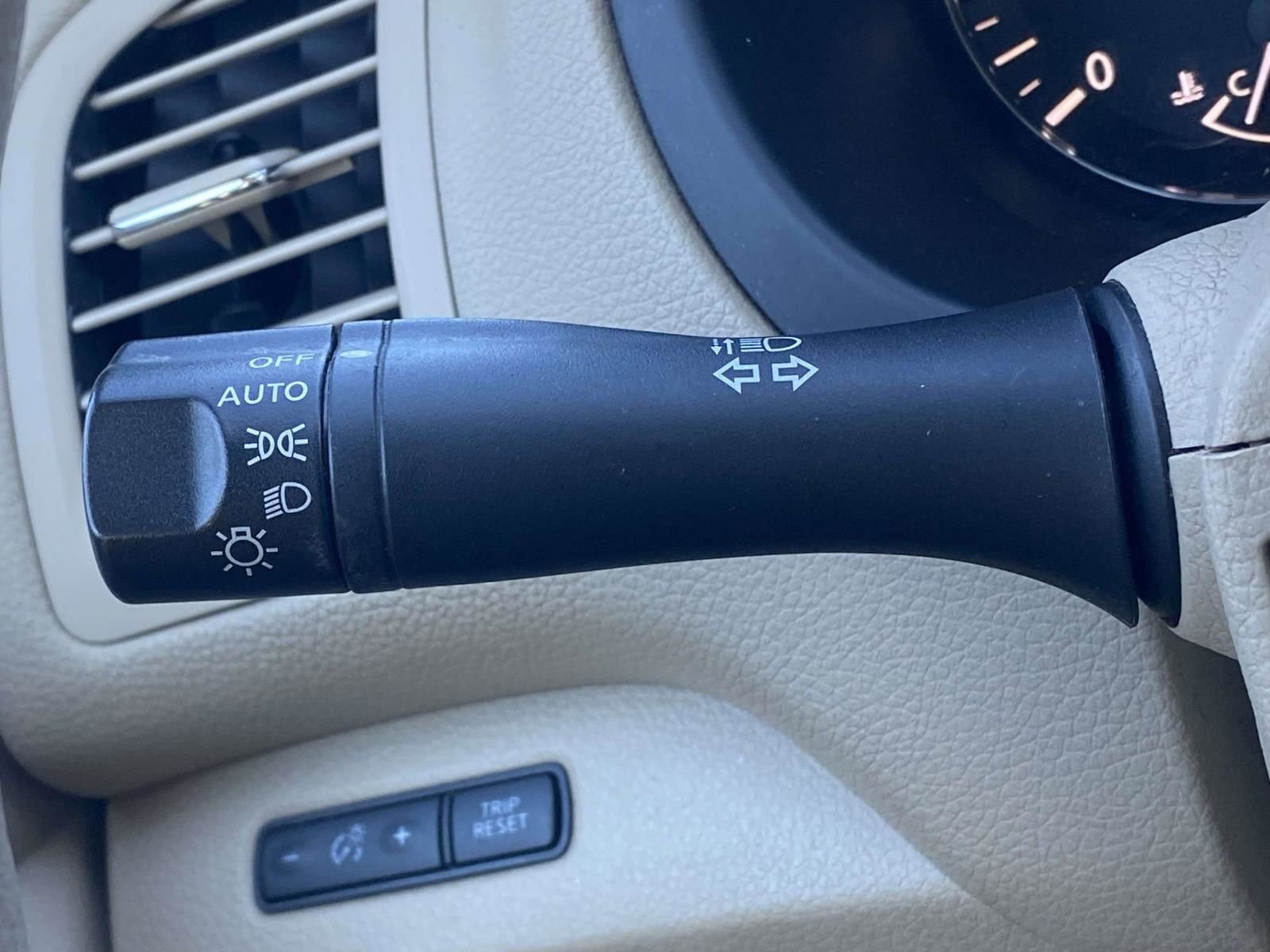 Used 2016 Nissan Altima 2.5 S w/ Power Driver Seat Package image 21