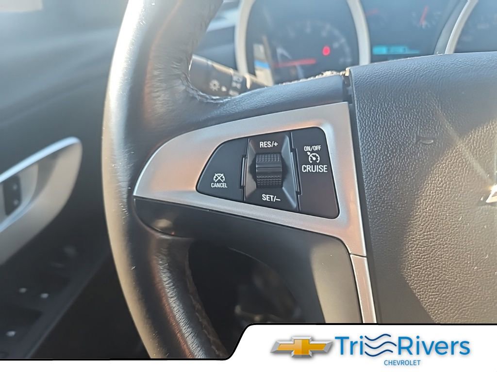 Used 2017 Chevrolet Equinox Premier w/ Enhanced Convenience Package AWD/4WD image 21