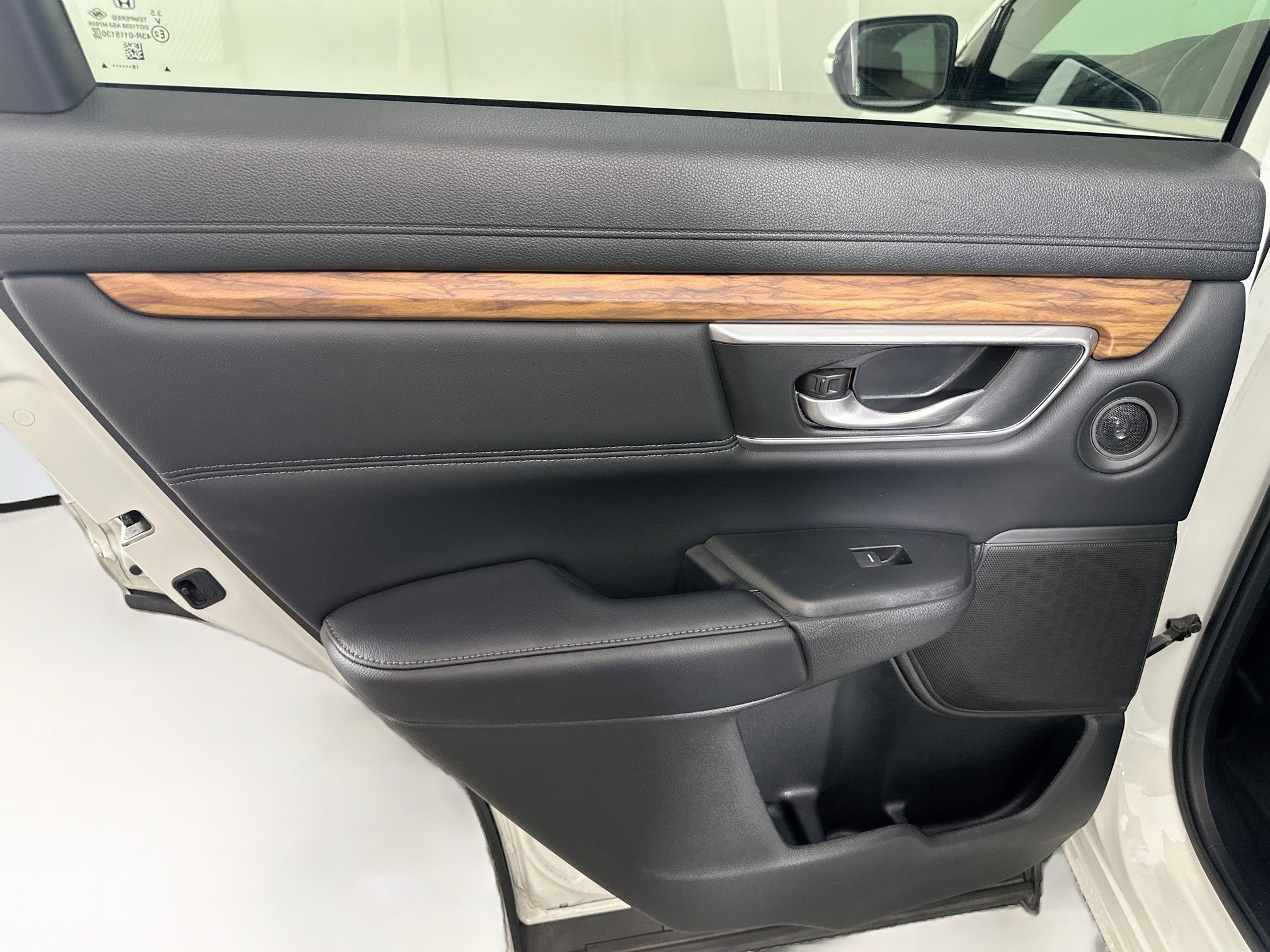 Used 2018 Honda CR-V Touring image 27