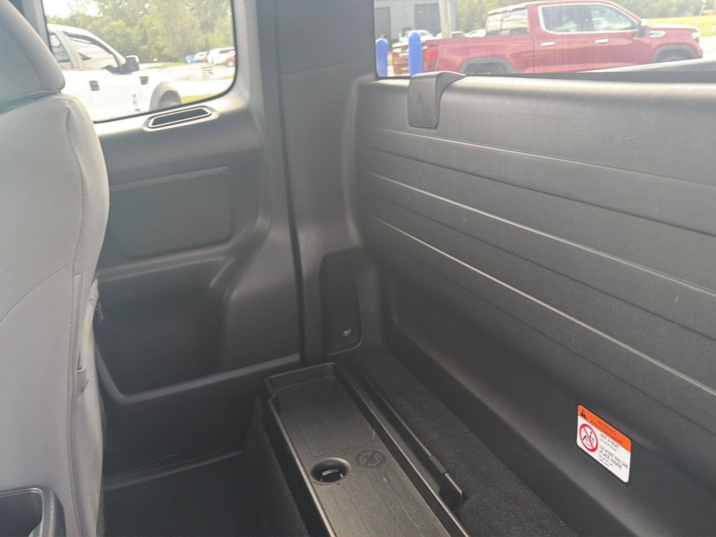 Used 2020 Toyota Tacoma SR AWD/4WD image 10