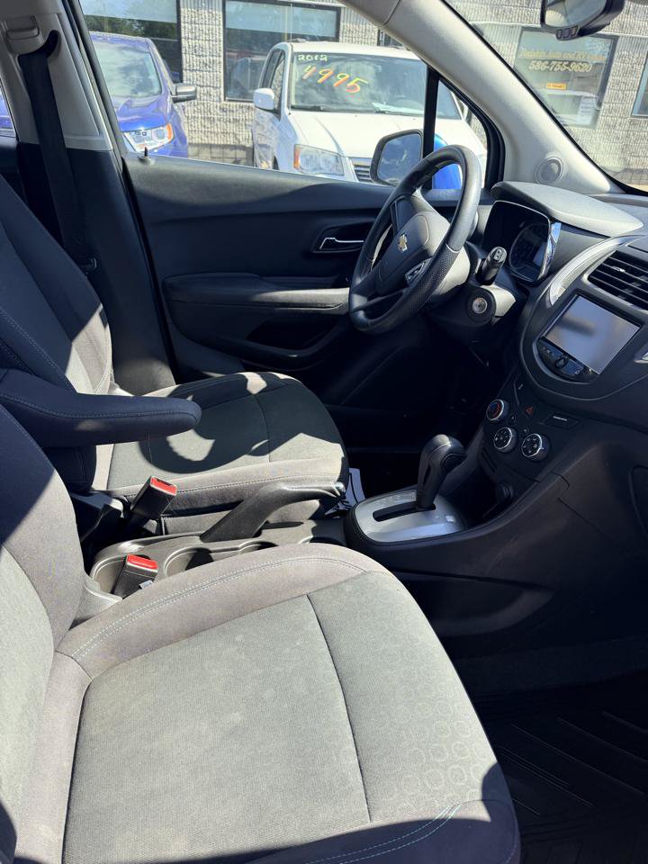 Used 2016 Chevrolet Trax LS FWD image 15