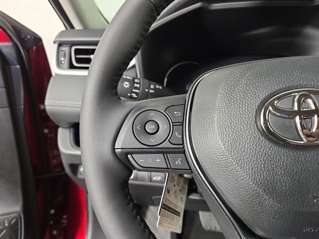 Used 2025 Toyota RAV4 XLE Premium image 21