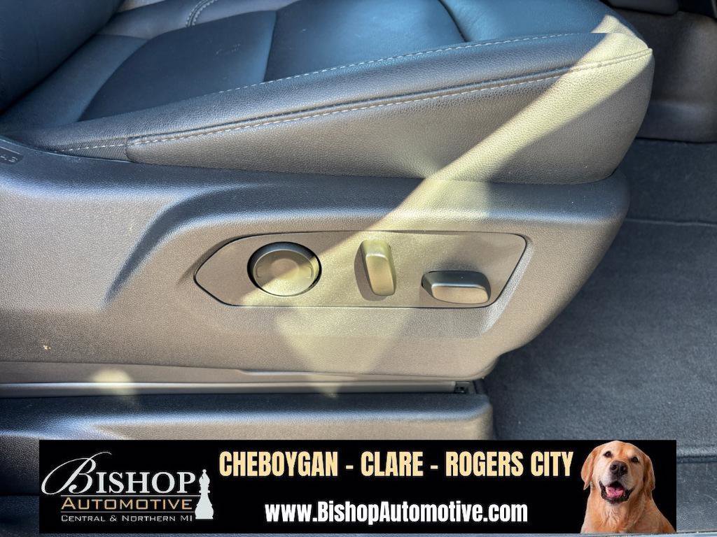 Used 2025 Chevrolet Tahoe Z71 image 40