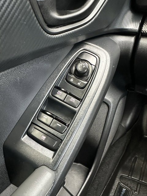 Used 2025 Subaru Crosstrek 2.5i Premium image 20