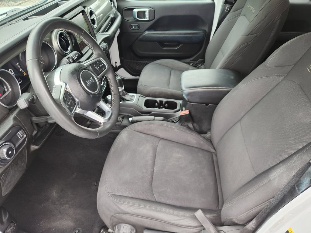 Used 2023 Jeep Wrangler Unlimited Sahara w/ Cold Weather Group AWD/4WD image 11