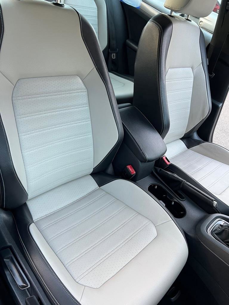 Used 2016 Volkswagen Jetta Sport w/ Lighting Package image 25