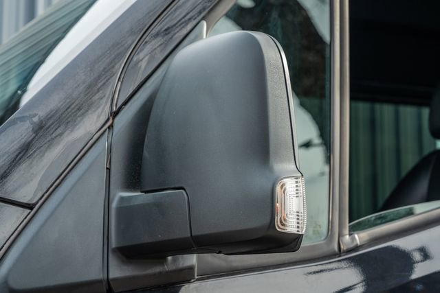 Used 2019 Mercedes-Benz Sprinter 2500 image 10