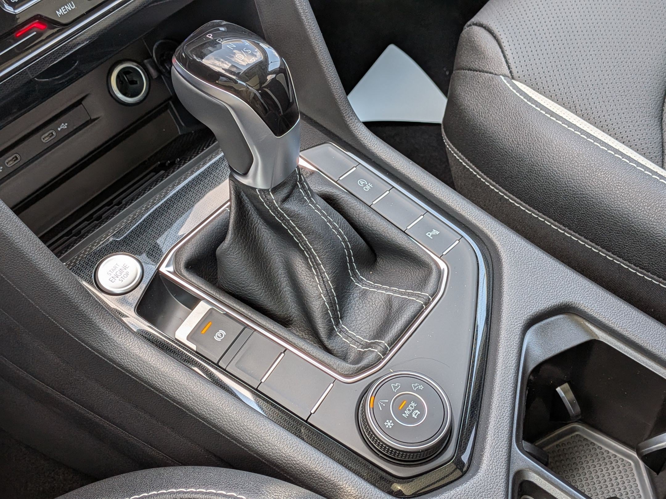 New 2026 Volkswagen Taos SEL AWD/4WD image 25