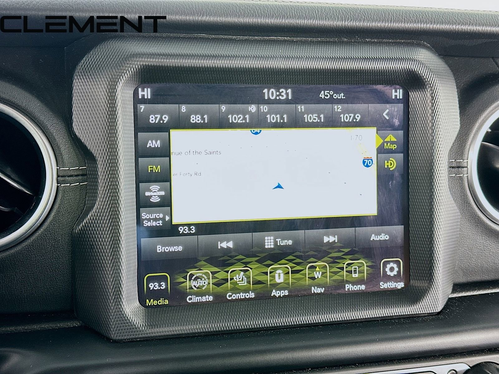 Used 2022 Jeep Wrangler Unlimited Sahara w/ Cold Weather Group image 19