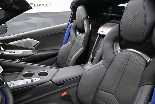 New 2027 Chevrolet Corvette Stingray Coupe w/ 2LT RWD image 9