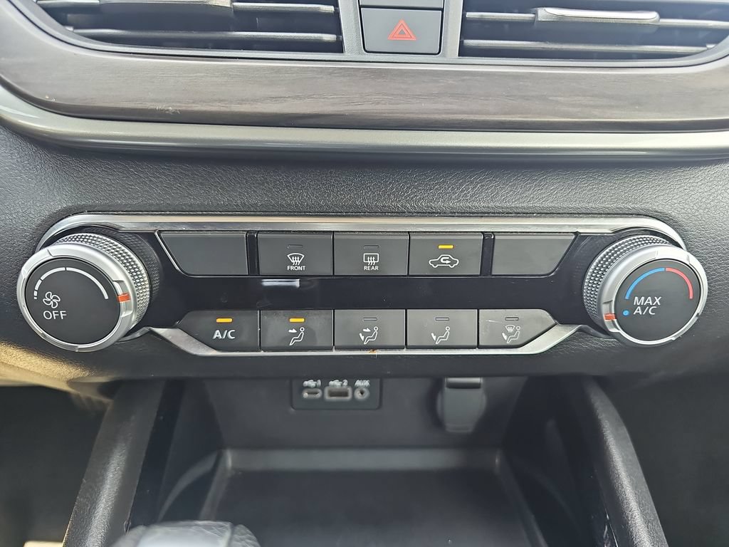 Used 2024 Nissan Altima 2.5 SV FWD image 22