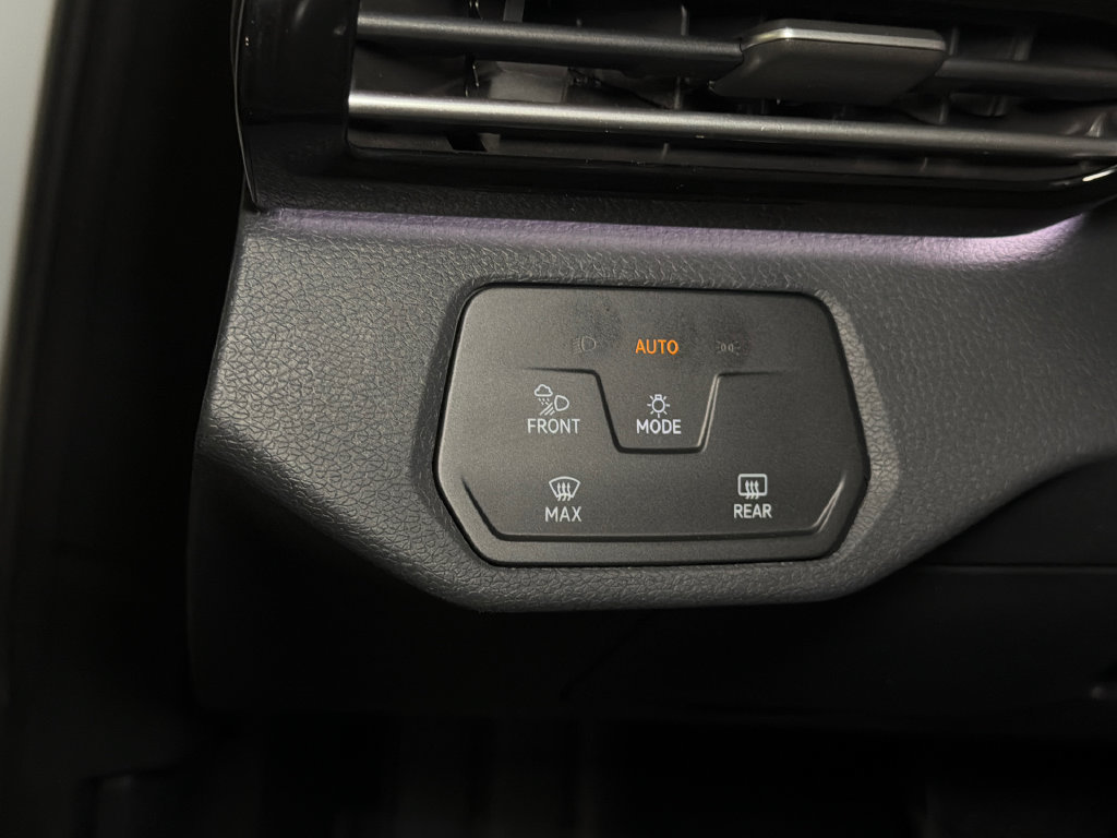 Used 2021 Volkswagen ID.4 Pro S RWD image 19