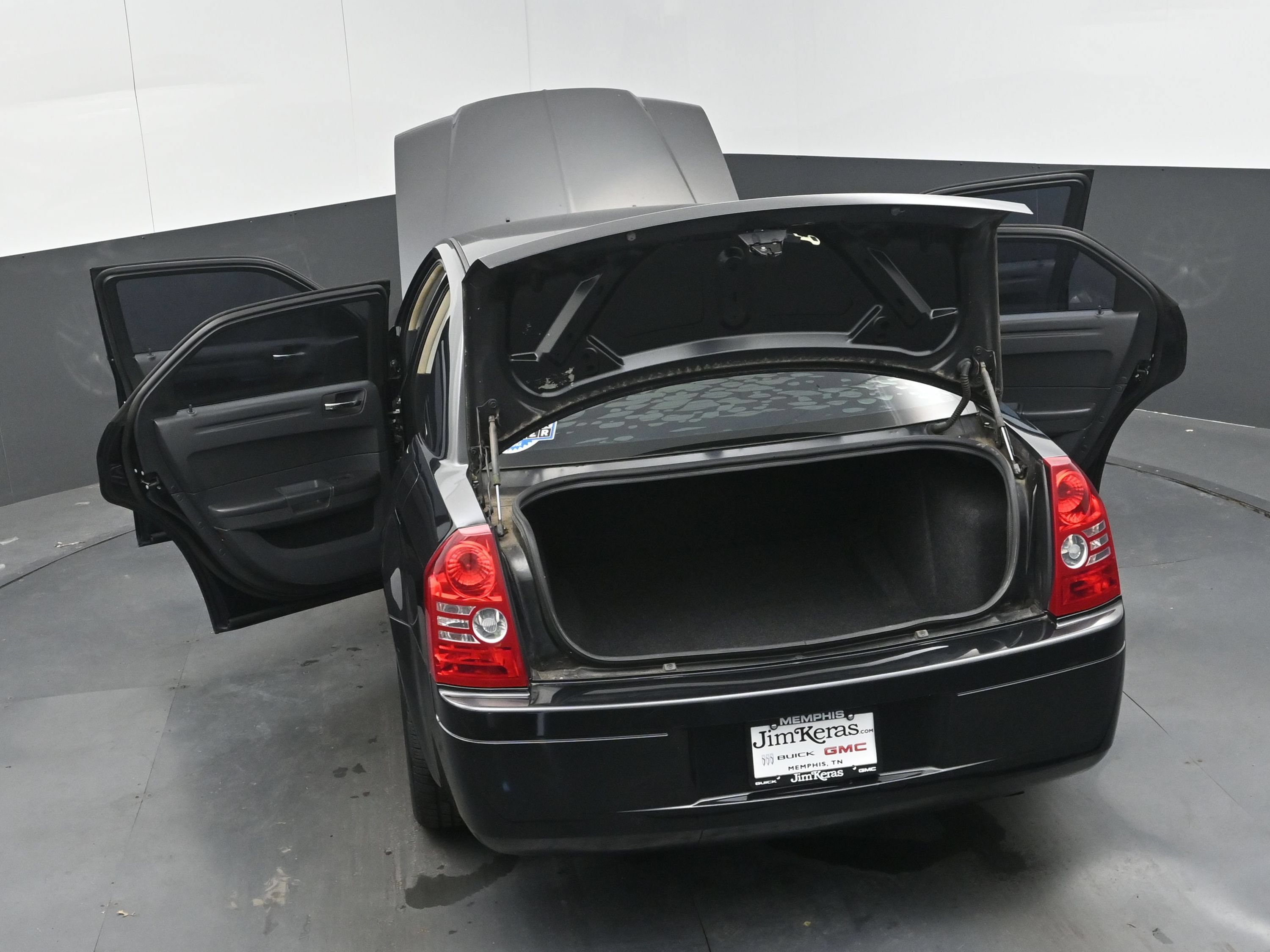 Used 2008 Chrysler 300 LX RWD image 41