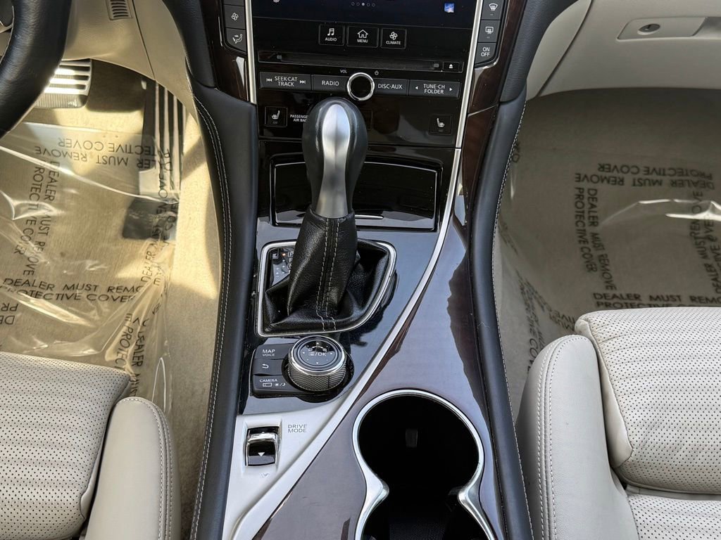 Used 2015 INFINITI Q50 Sport w/ Technology Package image 13