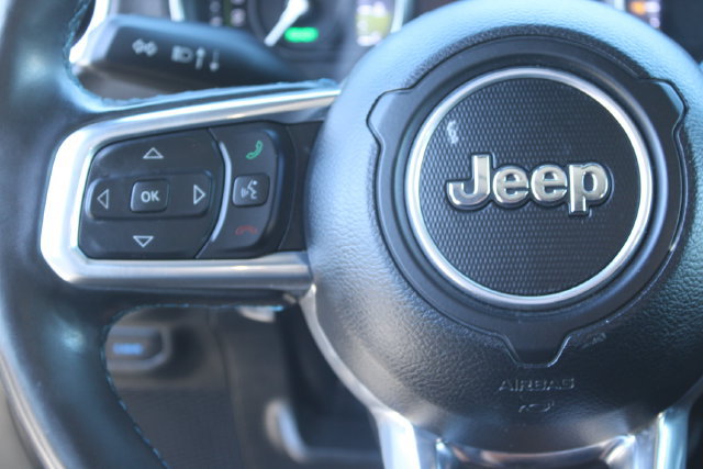 Used 2022 Jeep Wrangler Unlimited Rubicon 4xe w/ Dual Top Group AWD/4WD image 16