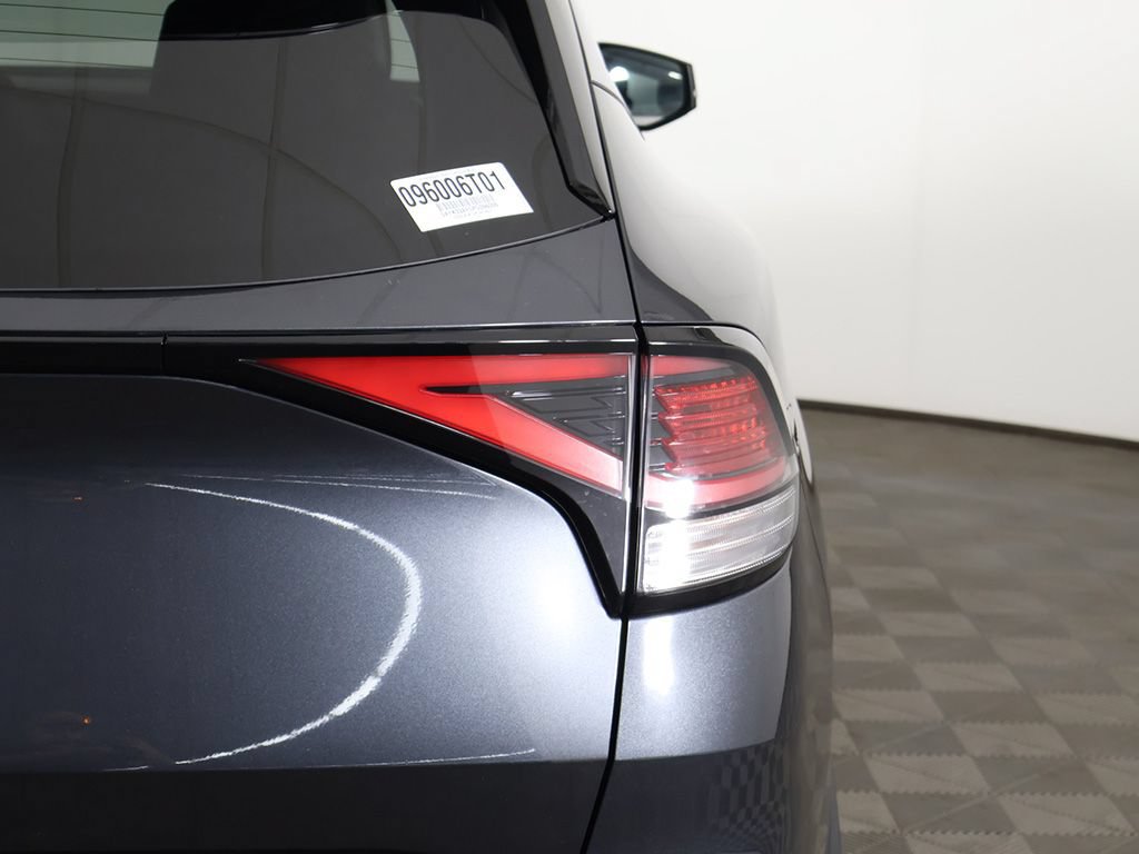 Used 2023 Kia Sportage EX FWD image 16