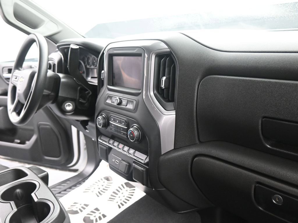 Used 2021 Chevrolet Silverado 1500 Custom image 6