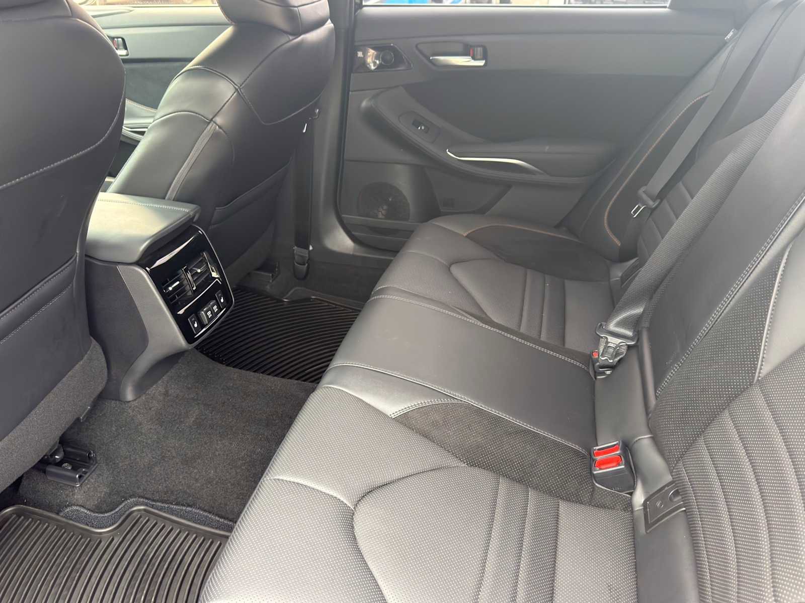 Used 2019 Toyota Avalon Touring w/ Advanced Safety Package FWD image 25