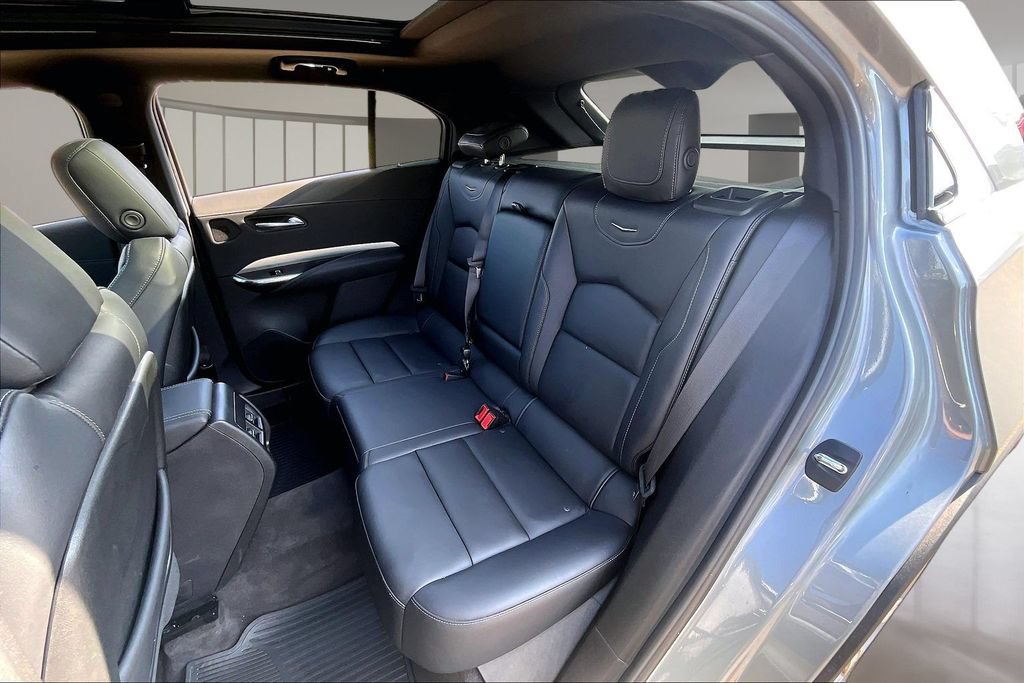 Used 2023 Cadillac XT4 Premium Luxury w/ Cold Weather Package AWD/4WD image 28