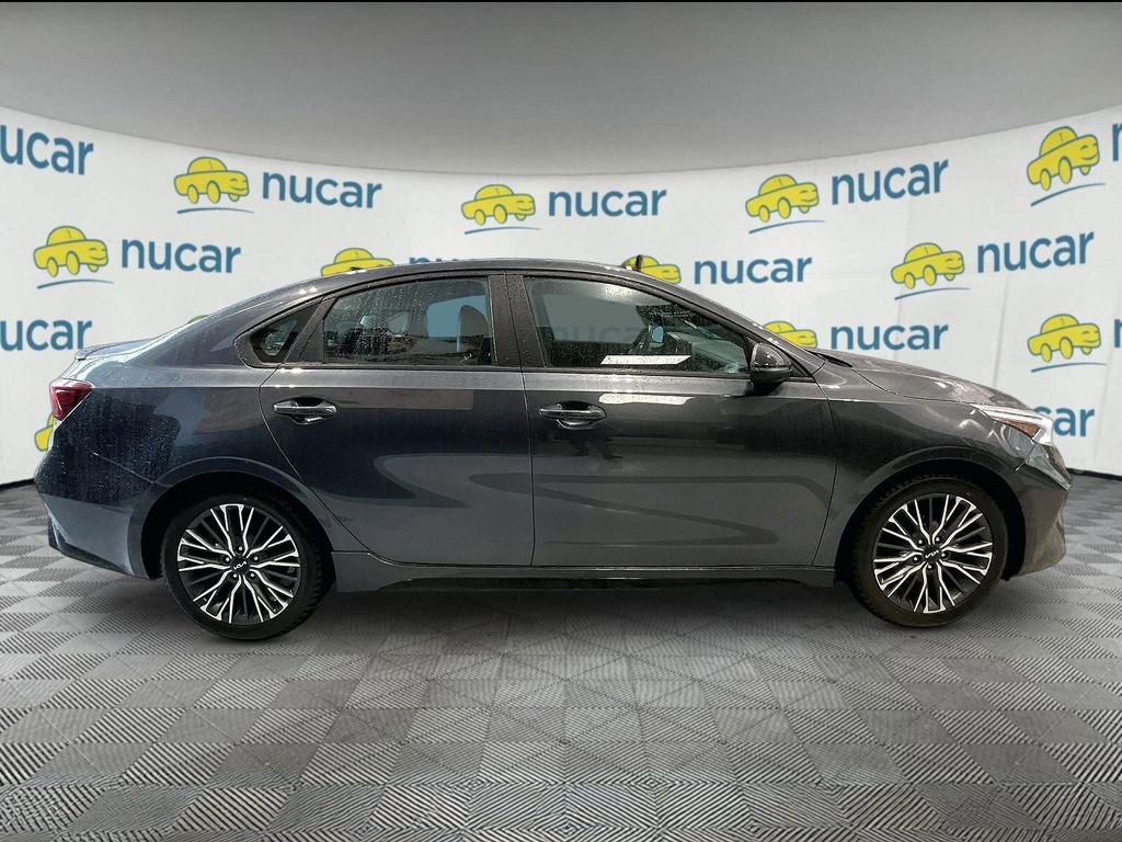 Used 2023 Kia Forte GT-Line w/ GT-Line Premium Package image 9