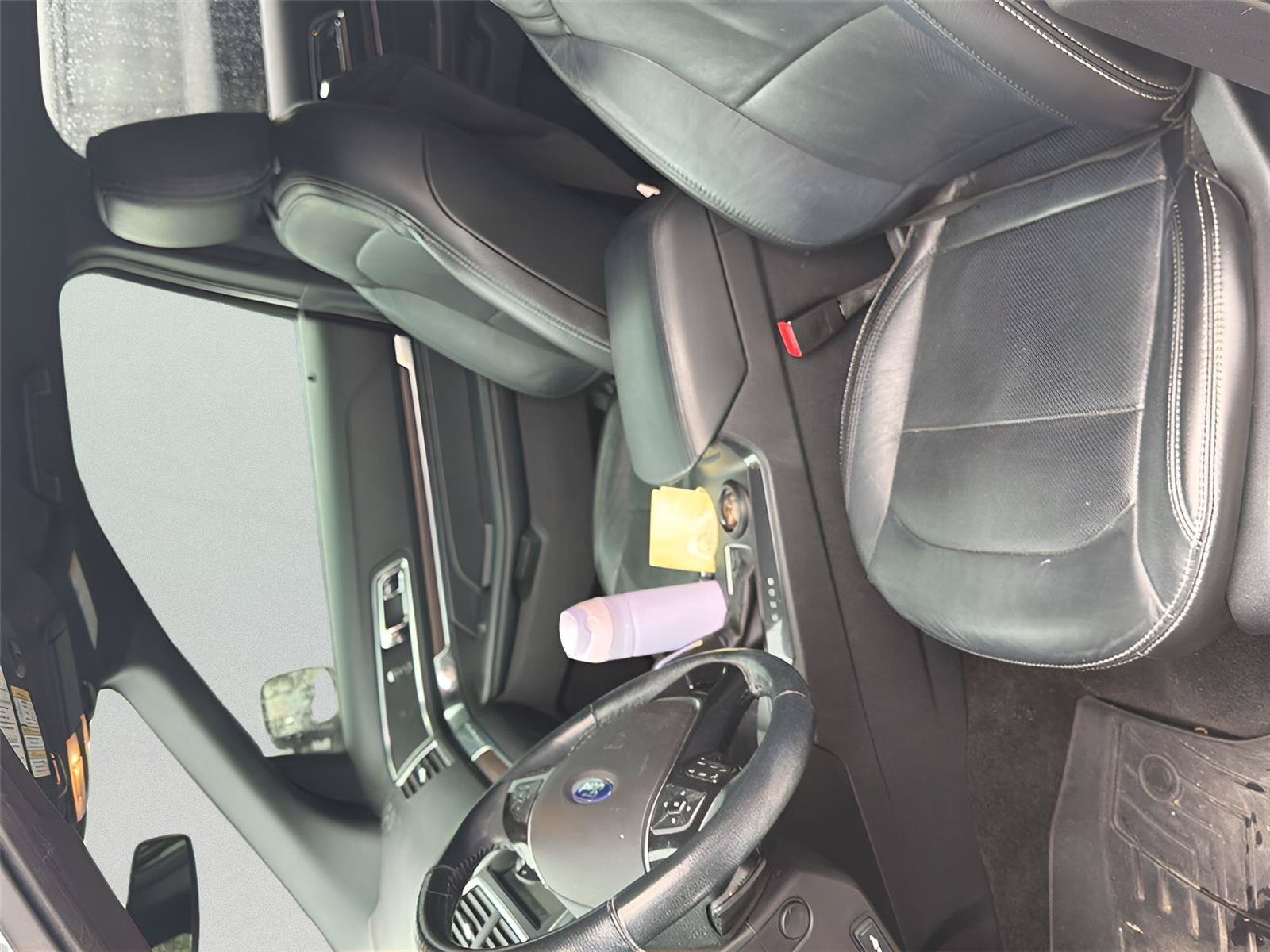 Used 2017 Ford Explorer Limited FWD image 2