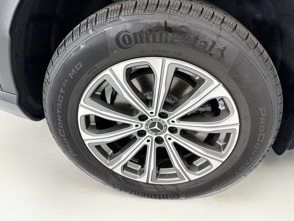 Certified 2026 Mercedes-Benz GLC 300 4MATIC image 32