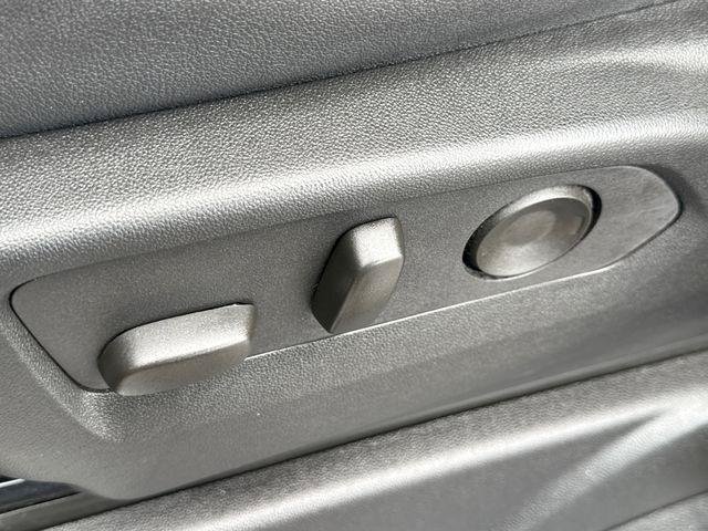Used 2025 Chevrolet Suburban LT AWD/4WD image 14