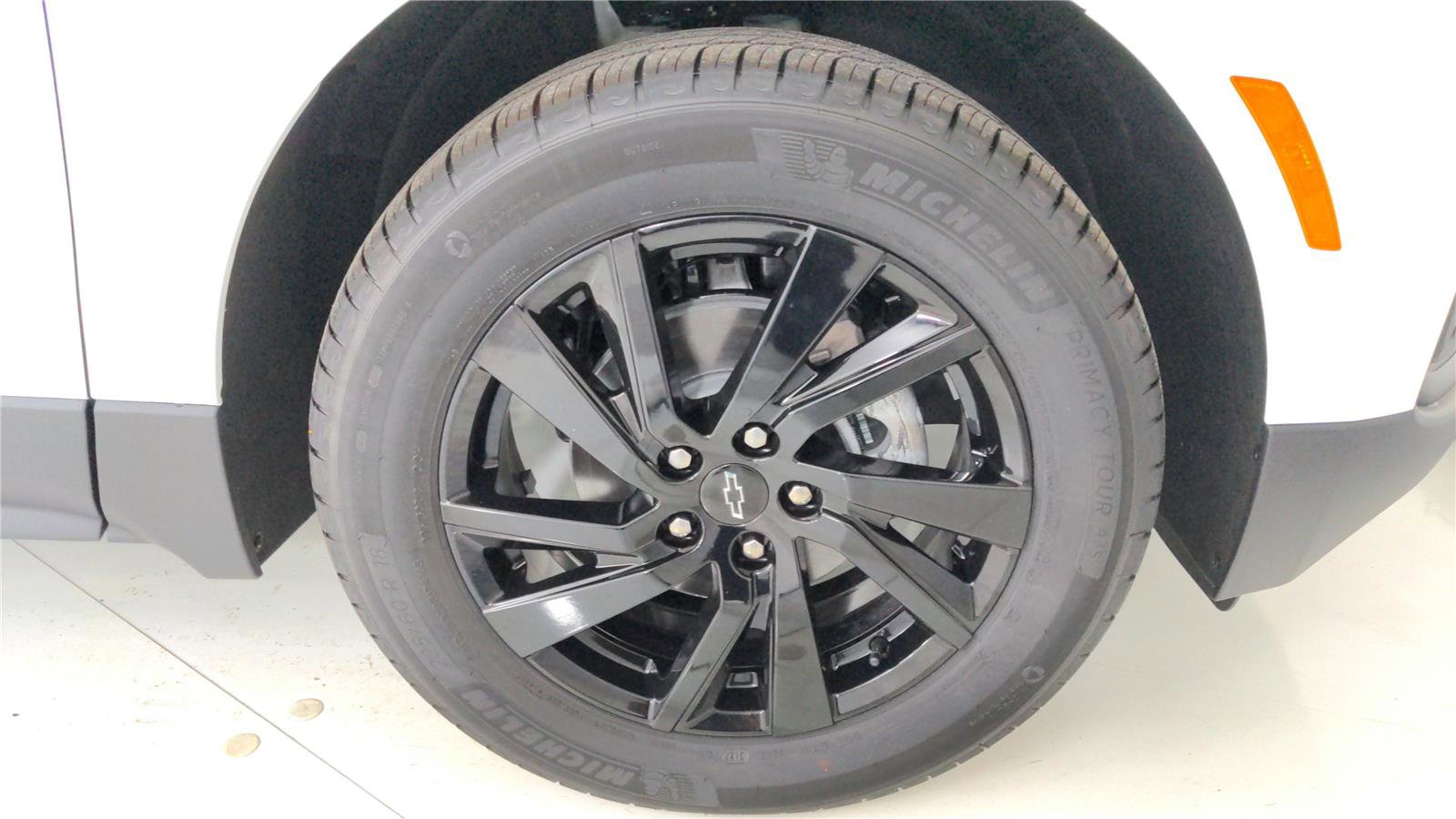 Used 2023 Chevrolet Equinox LS w/ Sport Edition AWD/4WD image 10