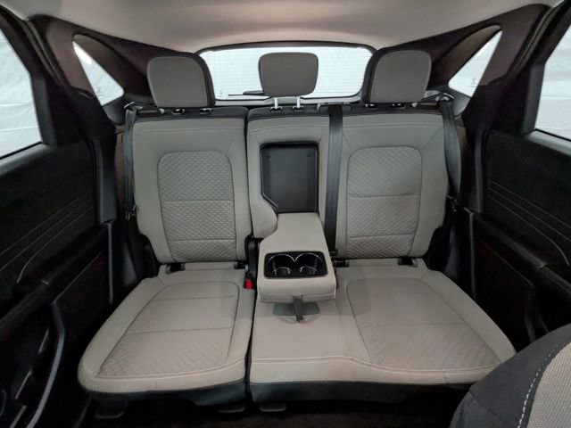 Certified 2022 Ford Escape SE w/ SE Sport Appearance Package image 17